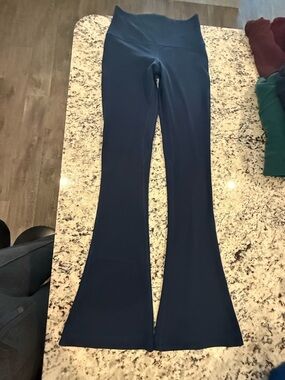 True navy align flares